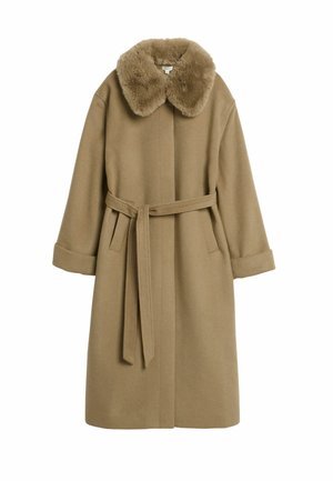 Beige wollen jas met een nepbontkraag, tailleband en wijde mouwen. Heeft een strak ontwerp zonder zichtbare sluitingen of patronen.