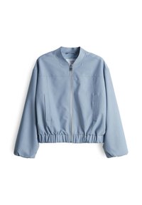 Veste bomber bleu clair avec zip frontal, taille élastique, manches longues et deux poches latérales verticales.