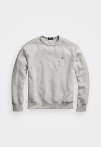 Sudadera de manga larga color gris claro con cuello redondo, con un pequeño logo bordado en negro de Polo Ralph Lauren en el pecho.