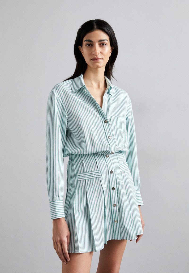 Maje RAUDRINE - Blousejurk - blanc/vert