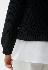 QS Strickpullover - black