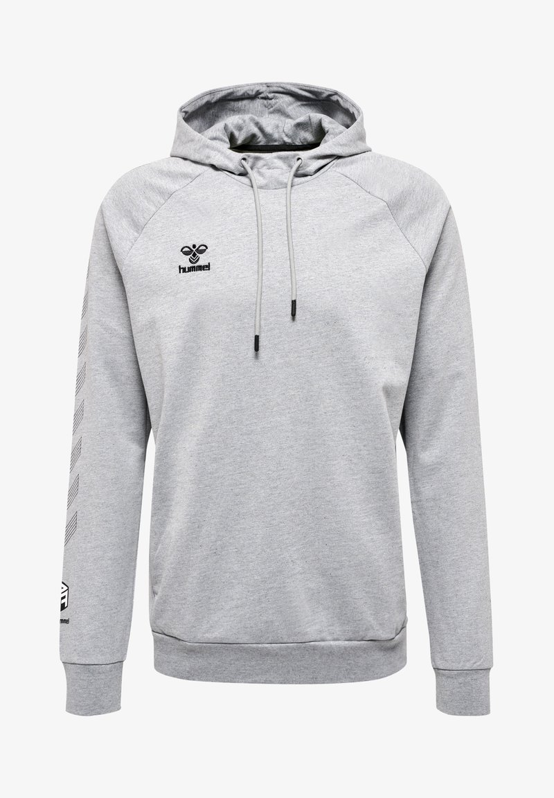 Szary hoodie z kapturem na sznurki, teksturowana tkanina, rękawy raglanowe i logo Hummel. Posiada paski wzdłuż lewego rękawa oraz ściągacze na mankietach.