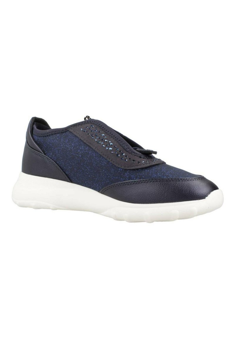 Zapatillas deportivas de color azul marino con parte superior de tela texturizada, que cuentan con cierre de cremallera y suela de goma blanca. Detalles brillantes en la parte superior.