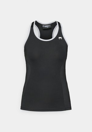 Schwarzes sportliches Tanktop mit weißen Akzenten, Racerback-Design, glatter Textur, figurnahen Schnitt und einem kleinen weißen Logo auf der Brust.