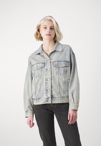 Levi's® 90S TRUCKER - Veste en jean - where's the tint trucker
