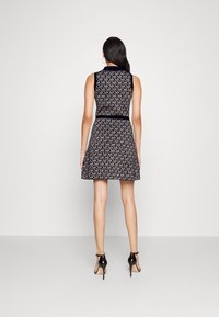 MICHAEL Michael Kors Vestido de punto - gold-coloured