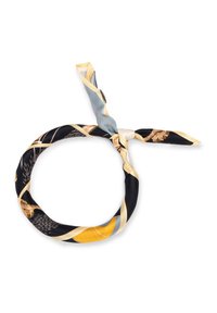 Foulard en soie au design circulaire, arborant des couleurs noir, or et bleu clair avec des motifs complexes et un accent noué.