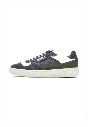 SNEAKERS - Zapatillas - green
