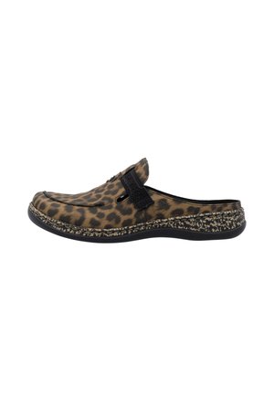 Leopard-print clogs with black accents, featuring a textured strap, rounded toe, and a speckled sole. Lightweight material for comfort.