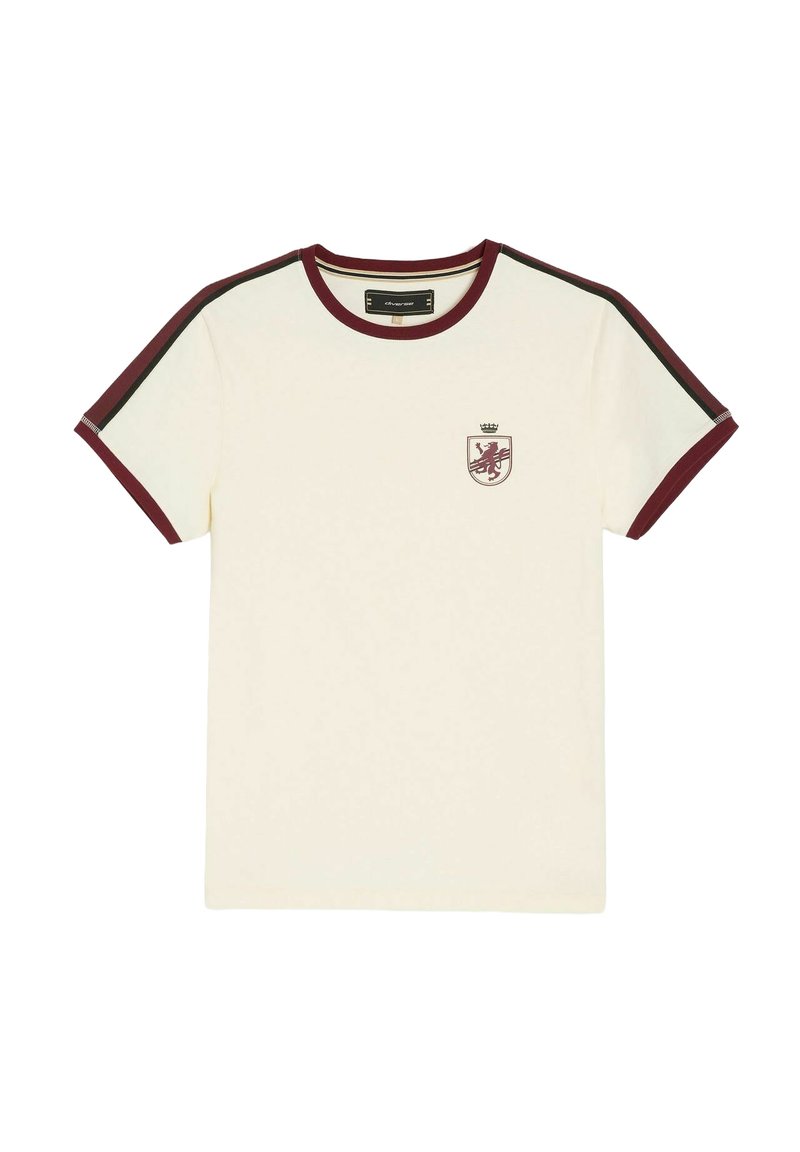 Biała bawełniana koszulka z bordowym żeberkowanym dekoltem i brzegami rękawów. Posiada mały emblemat lwa z koroną na piersi.