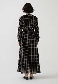 Touché Privé FRILLED - Maxi šaty - black