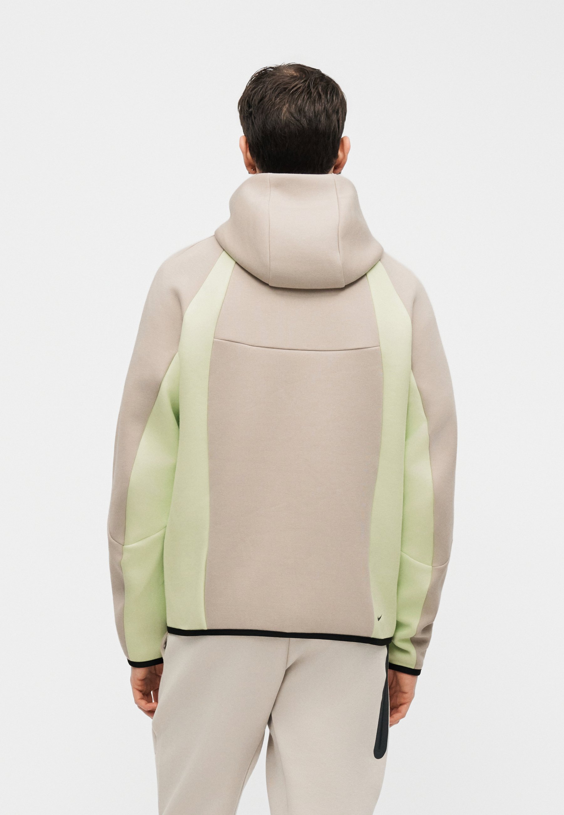 nike tech fleece liquid lime