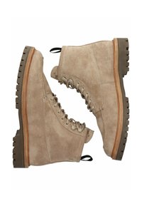 Botas de tobillo de ante beige con un acabado texturizado, puntera redonda, parte delantera con cordones y suela de goma gruesa. Incluye una lengüeta en la parte trasera.