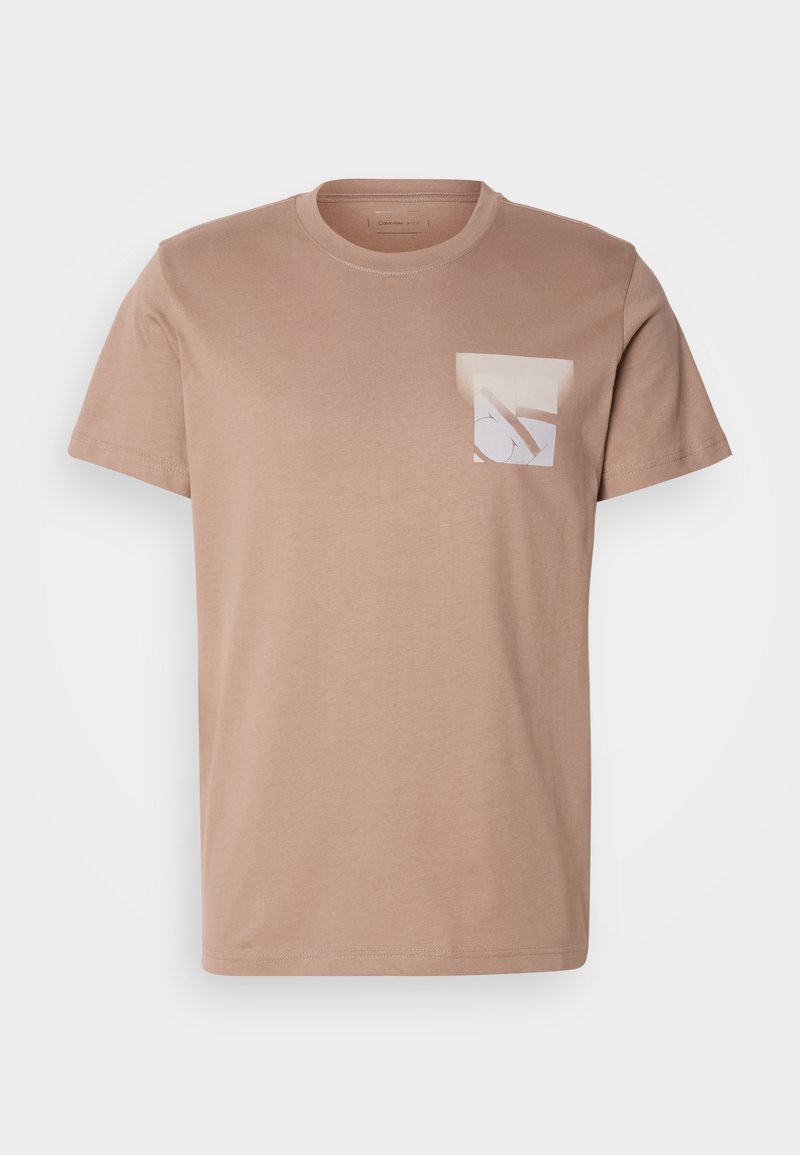 Calvin Klein Jeans T-shirt print gemêleerd bruin