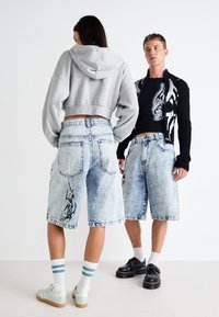 Jaded London LAZY WILLY JORT UNISEX - Džinsiniai šortai - light blue