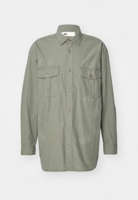 DOCKERS TRANSNOMADICA Camisa broad sage/verde oliva