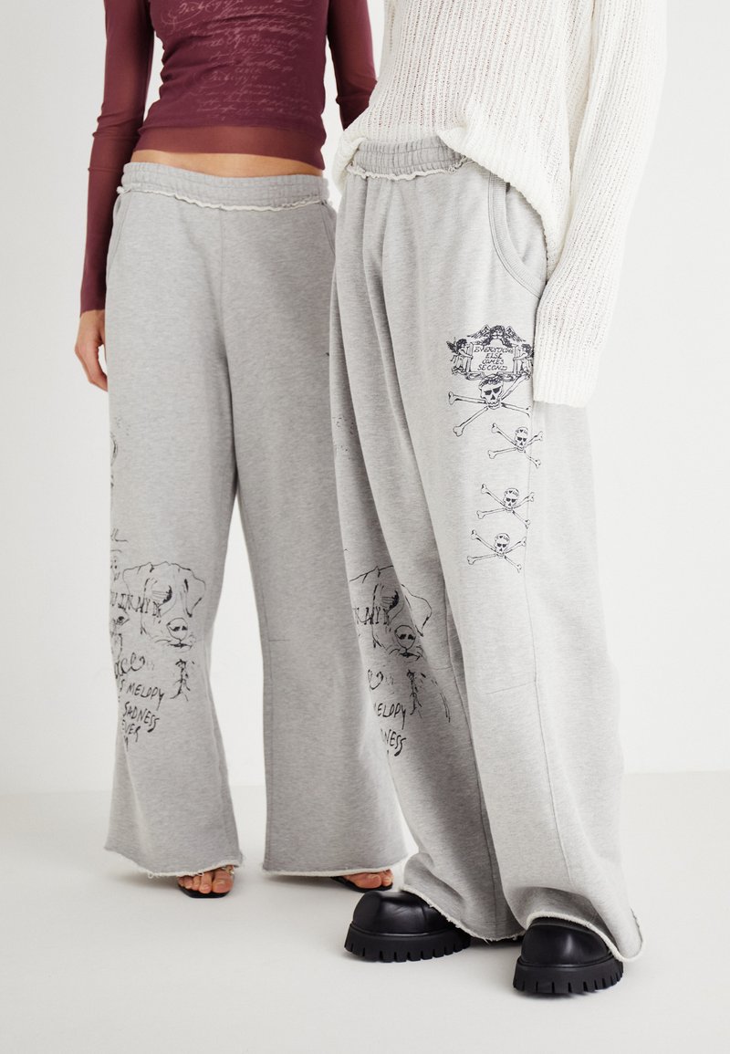 Jaded London - SCRIBBLE MONSTER UNISEX - Tepláky - grey, Zväčšiť