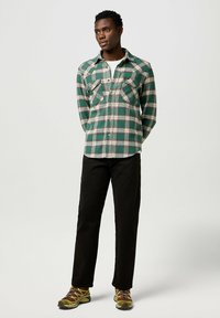 Wrangler WESTERN  - Hemd - bistro green
