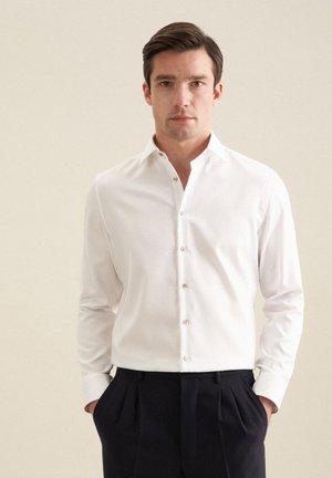 Seidensticker BUSINESS - Camicia elegante - white