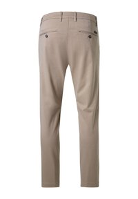 Hellbeige Hosen mit taillierter Passform, glatter Textur und zwei Gesäßtaschen mit Knopfverschlüssen. Mittelhoher Bund.