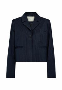 Marineblauwe cropped jacket met pinstripes, voorzien van een enkele knoopsluiting, een gelogen kraag en twee voorzakken. Gemaakt van een gladde stof met een gestructureerd ontwerp.