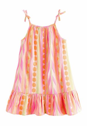 Dziewczęca sukienka bez rękawów z różowymi, pomarańczowymi i zielonymi geometrycznymi paskami, regulowanymi wiązaniami na ramionach i falbanianym dołem.