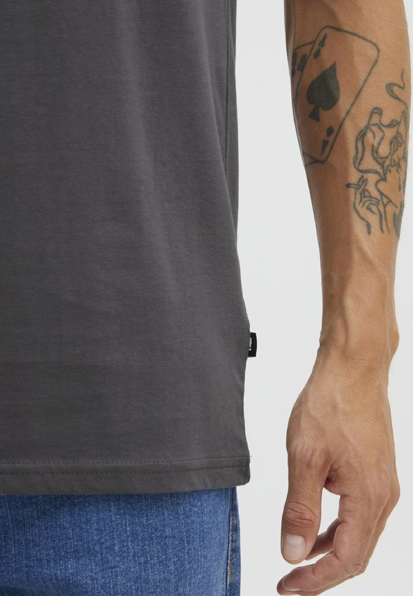 SDDain - Print T-shirt - magnet4