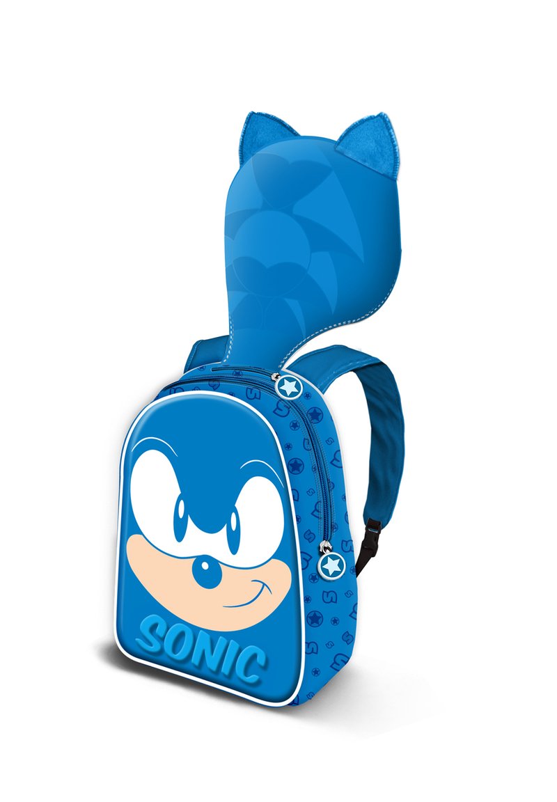 Sac à dos bleu présentant le visage de Sonic le hérisson, avec des oreilles en peluche sur le dessus, une texture lisse, une fermeture éclair et un petit tirette en forme d'étoile.