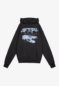 Svart hoodie med en grafisk bild av en bil och ett diner på framsidan, med texten "SPEED OF LIFE" i blått och vitt. Tillverkad av bomull, lös passform.