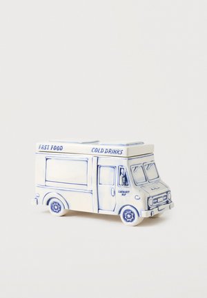 Modelo de camión de comida de cerámica blanca con detalles azules, etiquetado con "Fast Food" y "Cold Drinks" en los bordes del techo.