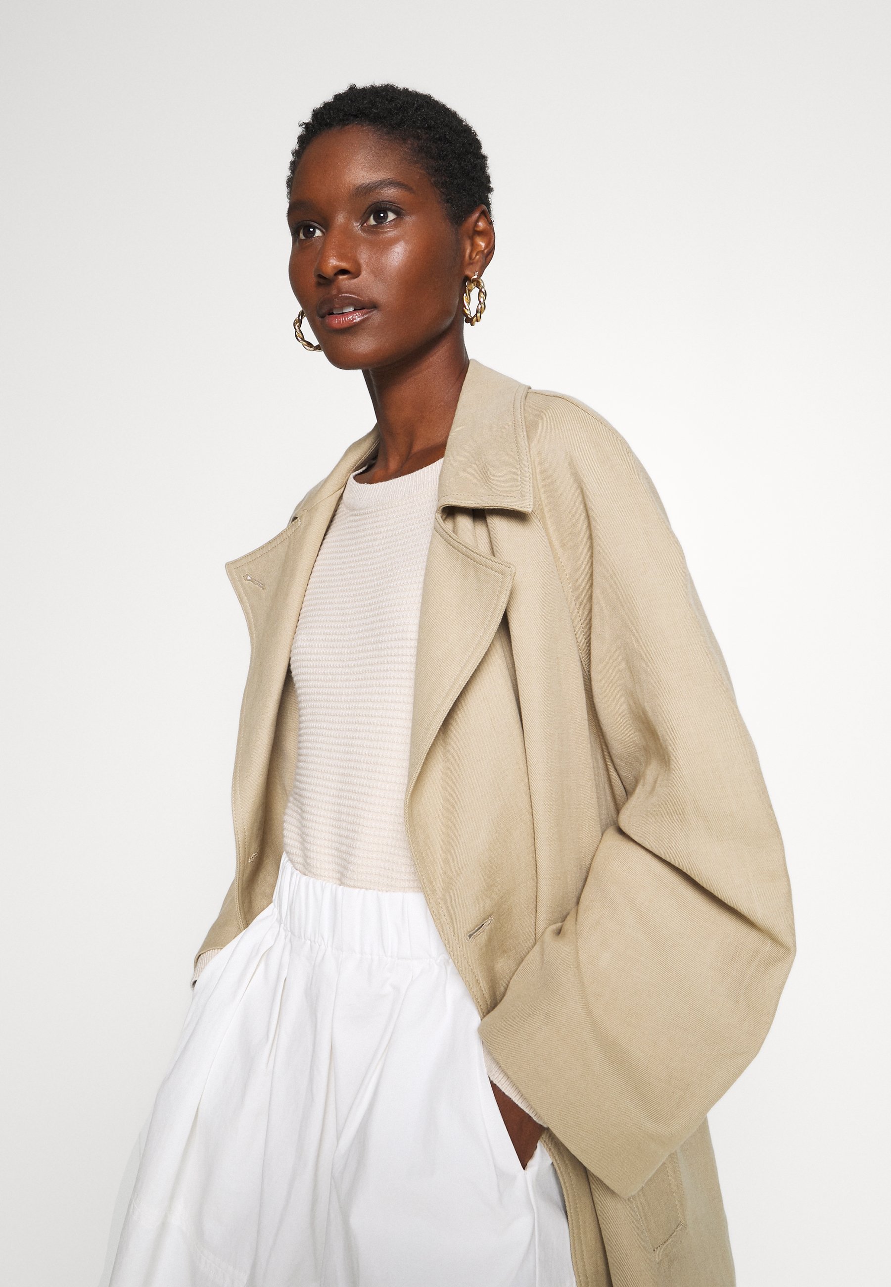 vince cropped utility jacket