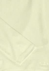Thumbnail Image 3