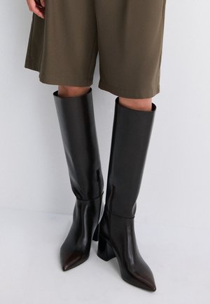 Stradivarius, CLASSIC BLOCK HIGH HEEL - Stiefel - brown