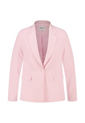 Lichtroze damesblazer met lange mouwen, één knoopsluiting, gekerfde revers en twee klepzakken aan de voorkant, getoond op een witte achtergrond.
