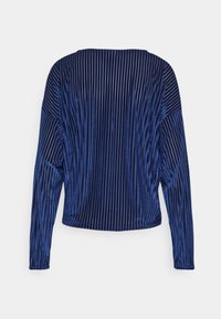 DORINA WALK ON BY - Parte de cima do pijama - ink