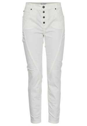 Białe dżinsowe spodnie z pięcioma guzikami, kieszeniami z przodu i dopasowanym krojem. Zawierają kontrastowe szwy po bokach. Gładka faktura.