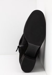 Kennel + Schmenger Botas - black