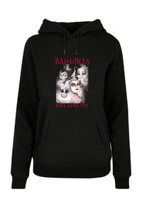 Sudadera negra con bolsillo frontal, que presenta una impresión gráfica de cuatro rostros estilizados y el texto "LAS CHICAS MALAS SE DIVIERTEN MÁS" en rosa.