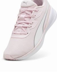 Puma NIGHT V3 - Hardloopschoenen voor op de weg - whisp of pink white