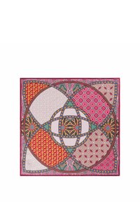 Unselected, multi wine