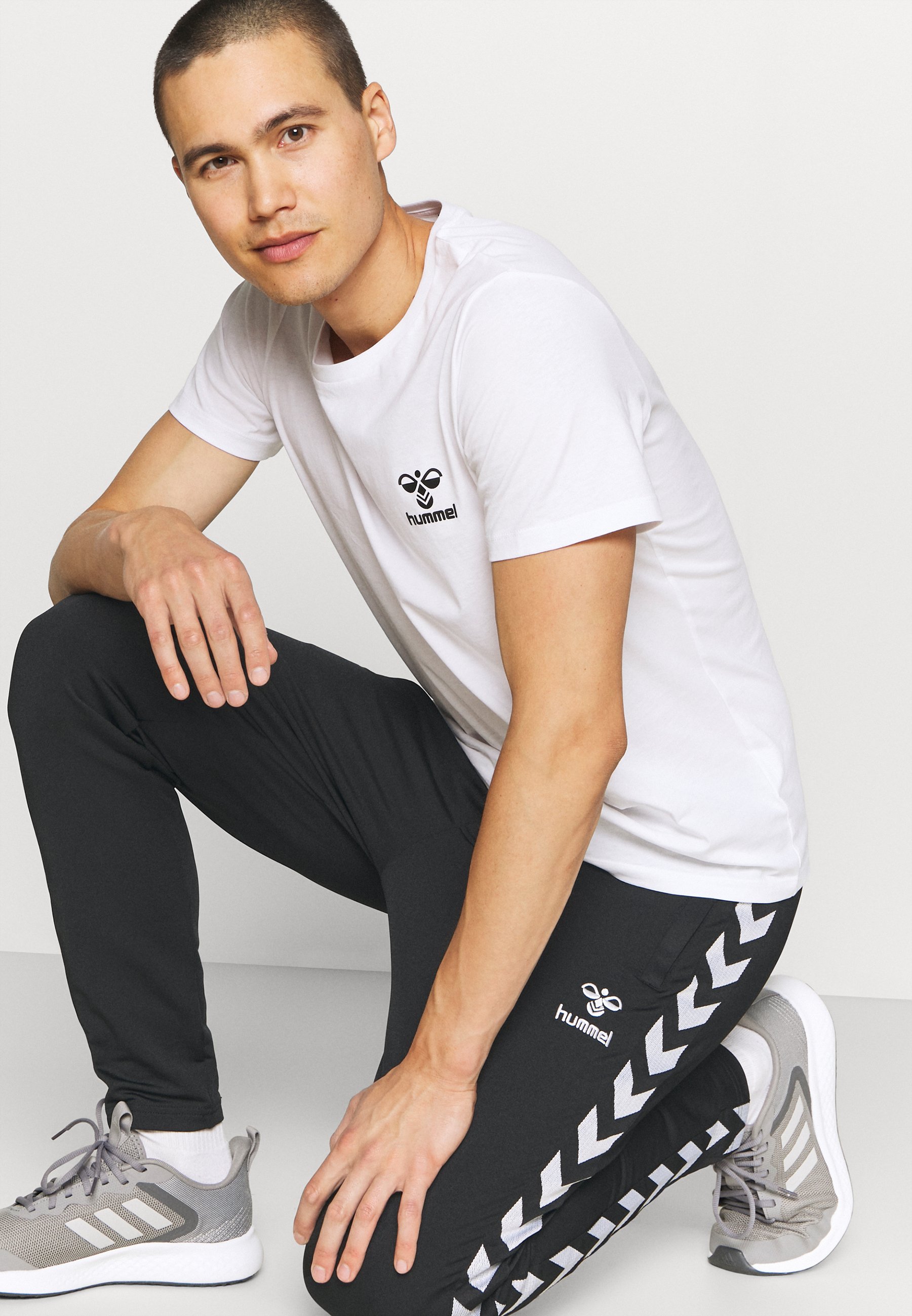Hummel NATHAN 2.0 TAPERED PANTS 