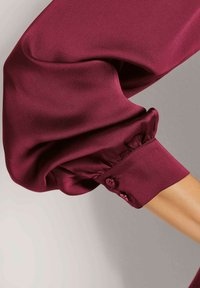 MADELEINE Blouse - ruby red