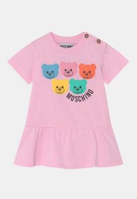 Różowa bawełniana sukienka z krótkimi rękawami, z sześcioma kolorowymi twarzami misiów na przodzie i rozkloszowanym dołem. Guzik na ramieniu.