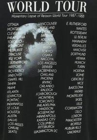 Camiseta negra con texto blanco que enumera ciudades para la gira mundial "Momentary Lapse of Reason" (1987-1988) y un gráfico con un globo.