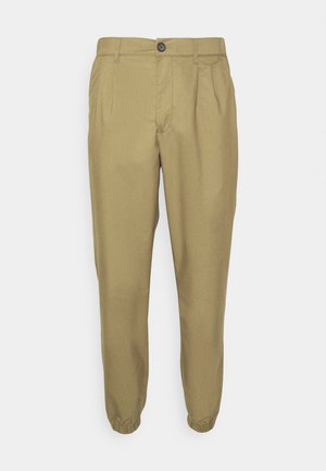 MOSES PANTS - Kelnės - gothic olive