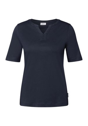 Námořnická modrá tričko s krátkým rukávem, ve tvaru V s žebrovaným lemem, vyrobené z měkké tkaniny. Obsahuje malou nášivku na lemu.
