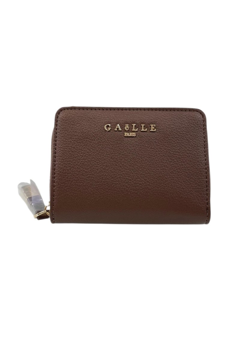 Portafoglio in pelle marrone con texture, logo dorato "GAELLE PARIS" e chiusura a zip con linguetta in plastica coperta.