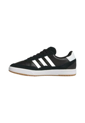 TYSHAWN II - Zapatillas - black/white gum