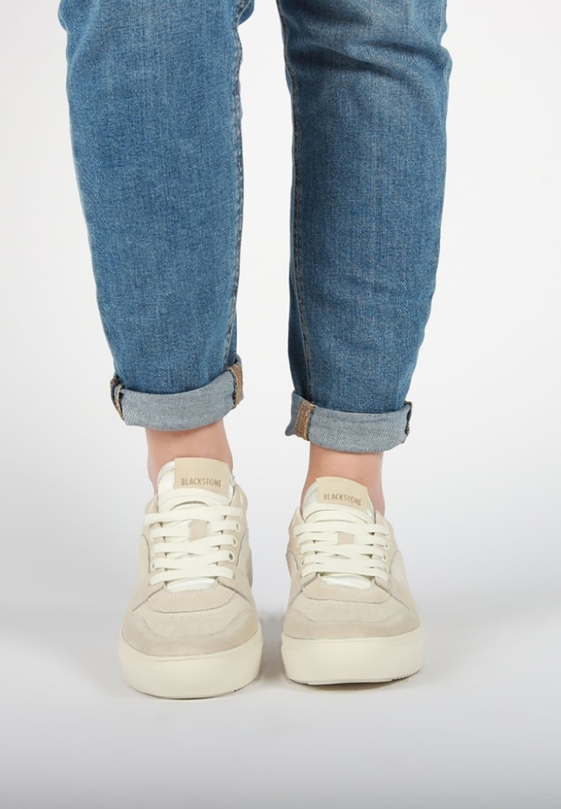 Damen Sneaker low | Blackstone Sneaker low beige - VP49568 Damen Sneaker low | Blackstone Sneaker low beige - VP49568