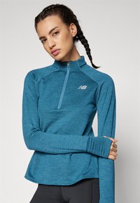 New Balance ATHLETICS GRID 1/2 ZIP - Tops ar garām piedurknēm - terrarium heather